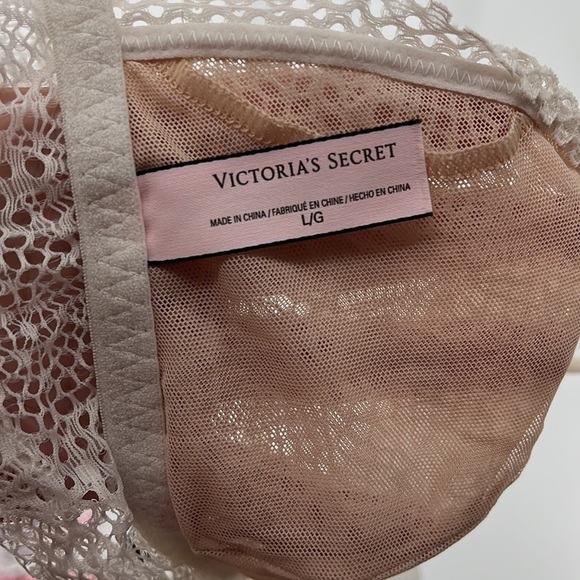Victoria’s Secret Lace Bralette Cream and White Size Large - Picture 7 of 10